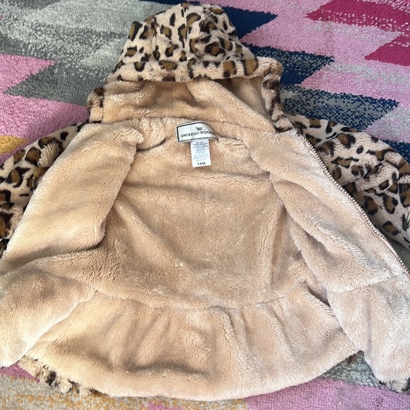 American Widgeon leopard faux fur jacket - Picture 5 of 6